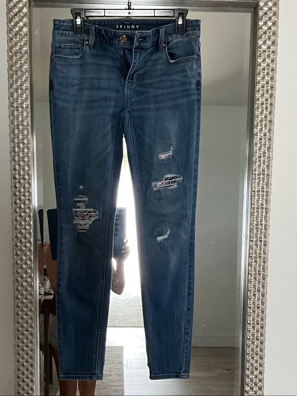 White House Black Market Women's Skinny Distressed Jeans